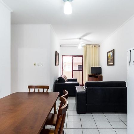 Apartamento Espacoso Com Ar Condicionado E Wi-Fi, A 100 Metros Da Praia - Edificio Estoril Ubatuba Esterno foto