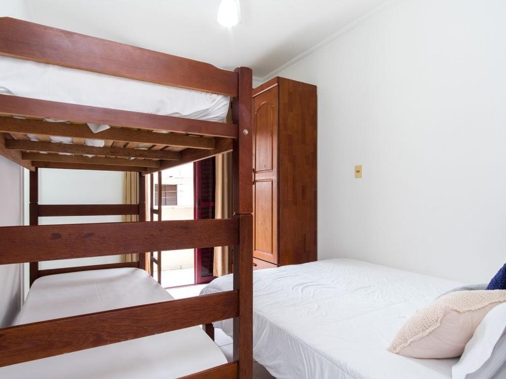 Apartamento Espacoso Com Ar Condicionado E Wi-Fi, A 100 Metros Da Praia - Edificio Estoril Ubatuba Esterno foto