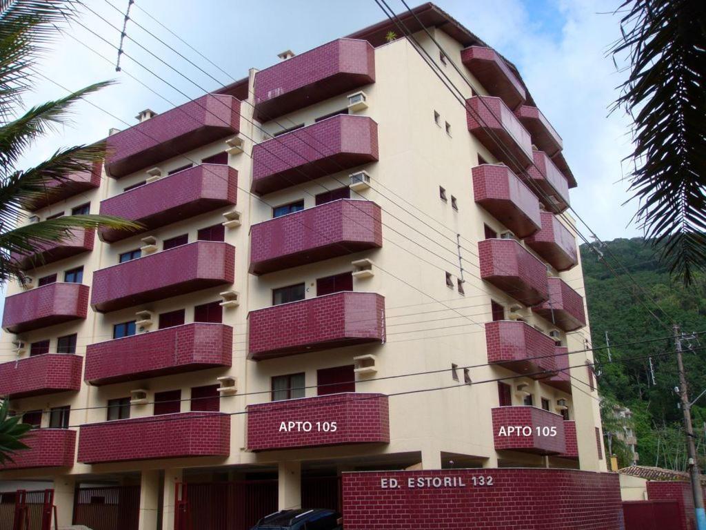 Apartamento Espacoso Com Ar Condicionado E Wi-Fi, A 100 Metros Da Praia - Edificio Estoril Ubatuba Esterno foto